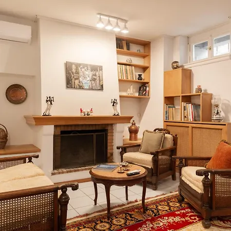 Athenian Getaway In Plaka With Acropolis View By Athenian Homes Apartment Athens
