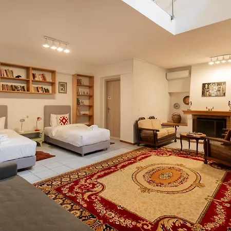 Athenian Getaway In Plaka With Acropolis View By Athenian Homes Apartment *