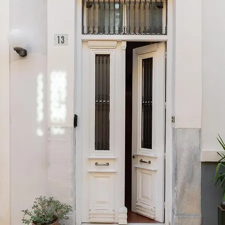 Apartment Athenian Getaway In Plaka With Acropolis View By Athenian Homes