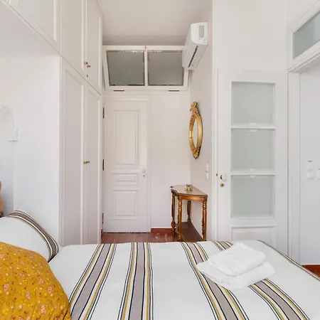 Athenian Getaway In Plaka With Acropolis View By Athenian Homes *